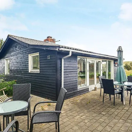 Beachfront Bliss In Albaek - By Traum بيت للعطل *